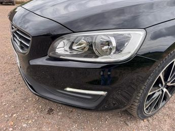 Volvo V60 D5 TWIN ENGINE SE NAV
