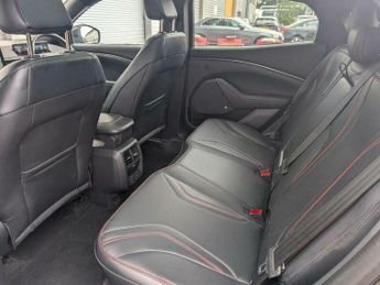 Ford Mustang Extended Range 91kWh AWD 5dr