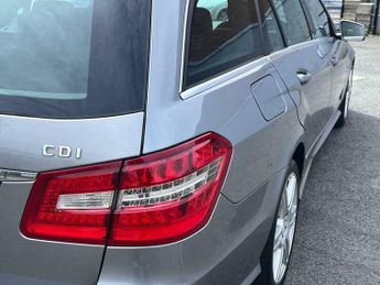 Mercedes-Benz E Class 3.0 E350 CDI V6 BlueEfficiency Sport G-Tronic Euro 5 5dr
