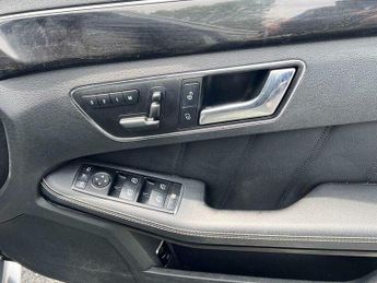 Mercedes-Benz E Class 3.0 E350 CDI V6 BlueEfficiency Sport G-Tronic Euro 5 5dr