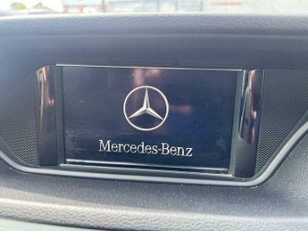 Mercedes-Benz E Class 3.0 E350 CDI V6 BlueEfficiency Sport G-Tronic Euro 5 5dr