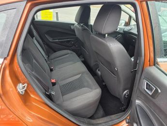 Ford Fiesta 1.6 Zetec Powershift Euro 5 5dr