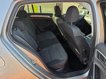 Volkswagen Golf 1.6 TDI BlueMotion Tech Match DSG Euro 5 (s/s) 5dr