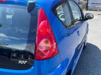 Peugeot 107 1.0 12V Urban 2 Tronic Euro 5 3dr