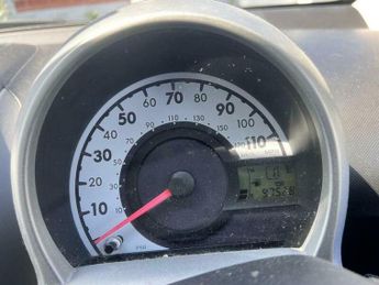 Peugeot 107 1.0 12V Urban 2 Tronic Euro 5 3dr