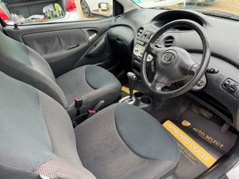 Toyota Yaris 1.3 VVT-i T Spirit 3dr