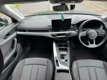 Audi A4 2.0 TFSI 35 Technik S Tronic Euro 6 (s/s) 4dr