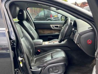 Jaguar XF 3.0d V6 Premium Luxury Auto Euro 5 4dr