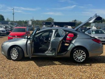 Vauxhall Insignia 2.0 CDTi SRi Nav Auto Euro 5 5dr