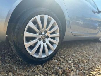 Vauxhall Insignia 2.0 CDTi SRi Nav Auto Euro 5 5dr