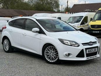 Ford Focus 1.6 TDCi Zetec Euro 5 (s/s) 5dr