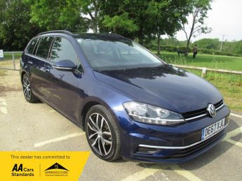 Volkswagen Golf TDi SE NAVIGATION TDI BLUEMOTION TECHNOLOGY