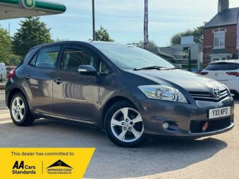 Toyota Auris 1.4 D-4D TR Hatchback 5dr Diesel Manual Euro 5 (90 ps)