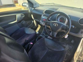 Toyota AYGO 1.0 VVT-i Black Euro 4 3dr (AC)