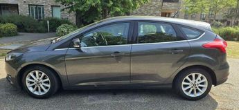 Ford Focus 1.0T EcoBoost Titanium Auto Euro 6 (s/s) 5dr