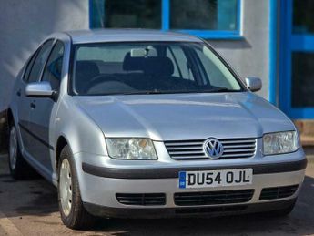 Volkswagen Bora 1.6 S 4dr