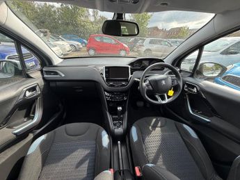 Peugeot 208 ALLURE