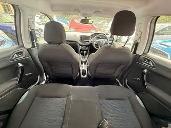 Peugeot 208 ALLURE