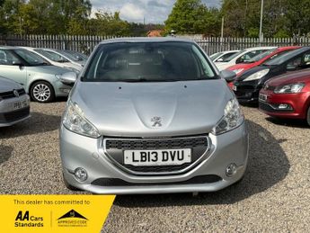 Peugeot 208 ALLURE