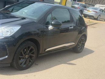 DS AUTOMOBILES 3 1.2 PureTech Connected Chic Hatchback 3dr Petrol Manual Euro 6 (