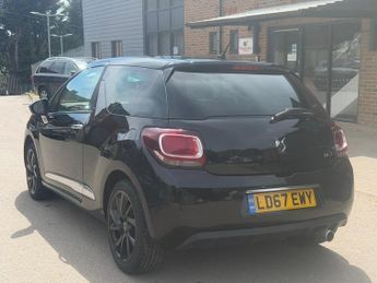 DS AUTOMOBILES 3 1.2 PureTech Connected Chic Hatchback 3dr Petrol Manual Euro 6 (