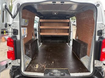 Peugeot Expert PEUGEOT EXPERT LONG WHEELBASE WITH AIRCON TWIN SIDE DOORS. 6,950