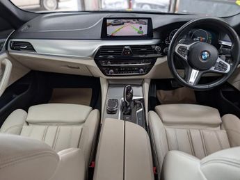BMW 5 SERIES 520d M SPORT