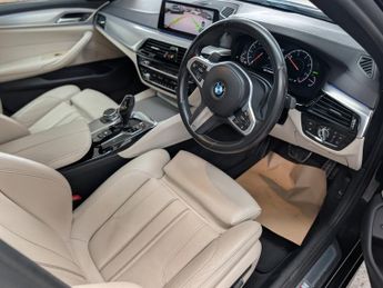 BMW 5 SERIES 520d M SPORT