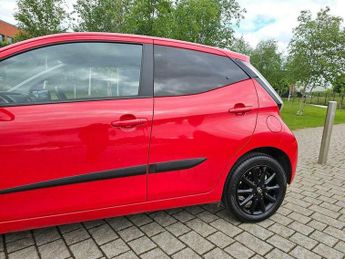 Toyota AYGO 1.0 VVT-i x-style x-shift Euro 6 5dr