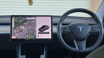 Tesla Model 3 Standard Range Plus Auto RWD 4dr