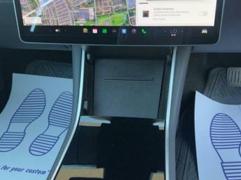 Tesla Model 3 Standard Range Plus Auto RWD 4dr