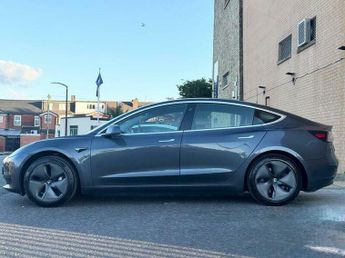 Tesla Model 3 Standard Range Plus Auto RWD 4dr