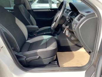 Skoda Rapid SPACEBACK SE TECH TSI 1.0cc Two Owners.