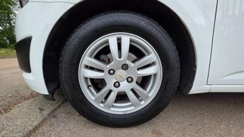 Chevrolet Aveo LT