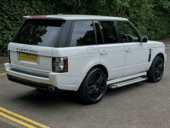 Land Rover Range Rover 4.4 TD V8 Vogue SUV Auto 4WD (313 bhp) _ Overfinch _ TV _ Camera