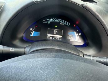 Nissan Leaf 30kWh Tekna Auto 5dr