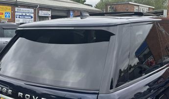 Land Rover Range Rover 3.0 SD V6 Westminster SUV 5dr Diesel Auto 4WD Euro 6 (s/s) (275 