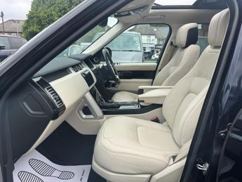 Land Rover Range Rover 3.0 SD V6 Westminster SUV 5dr Diesel Auto 4WD Euro 6 (s/s) (275 