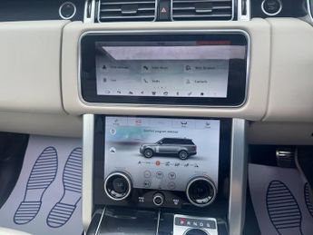 Land Rover Range Rover 3.0 SD V6 Westminster SUV 5dr Diesel Auto 4WD Euro 6 (s/s) (275 