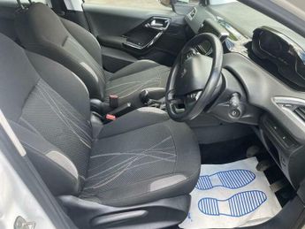 Peugeot 208 1.2 VTi PureTech Active Euro 5 5dr