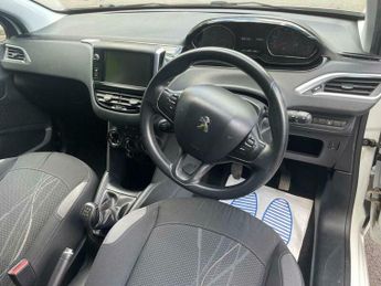 Peugeot 208 1.2 VTi PureTech Active Euro 5 5dr