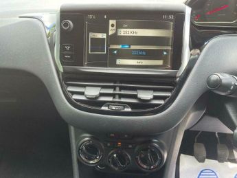 Peugeot 208 1.2 VTi PureTech Active Euro 5 5dr