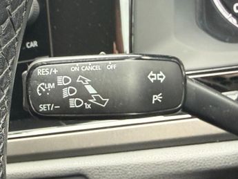 Volkswagen Polo SE TSI DSG