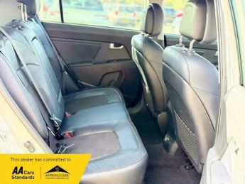 Kia Sportage 1.7 CRDi EcoDynamics 2 SUV 5dr Diesel Manual 2WD Euro 5 (s/s) (1