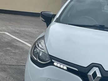 Renault Clio 1.2 16V Dynamique MediaNav Hatchback 5dr Petrol Manual Euro 5 (7