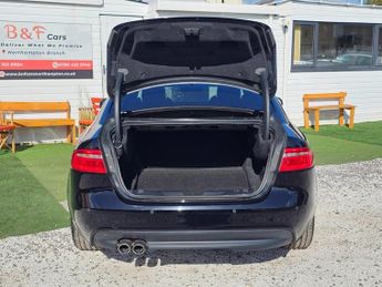 Jaguar XE 2.0d R-Sport Euro 6 (s/s) 4dr