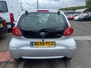 Toyota AYGO VVT-I PLATINUM