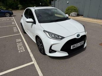 Toyota Yaris 1.5 VVT-h Design E-CVT Euro 6 (s/s) 5dr