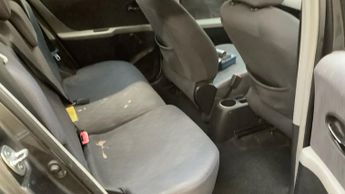 Toyota Yaris VVT-I TR