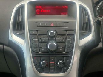 Vauxhall Astra 1.6 16v SRi Euro 5 5dr